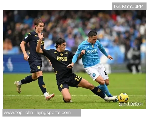 莱切内斯主场迎战巴伦西亚双方争夺三分展现实力较量